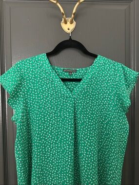 Adrianna Papell Emerald Green Printed Flutter-Sleeve Blouse